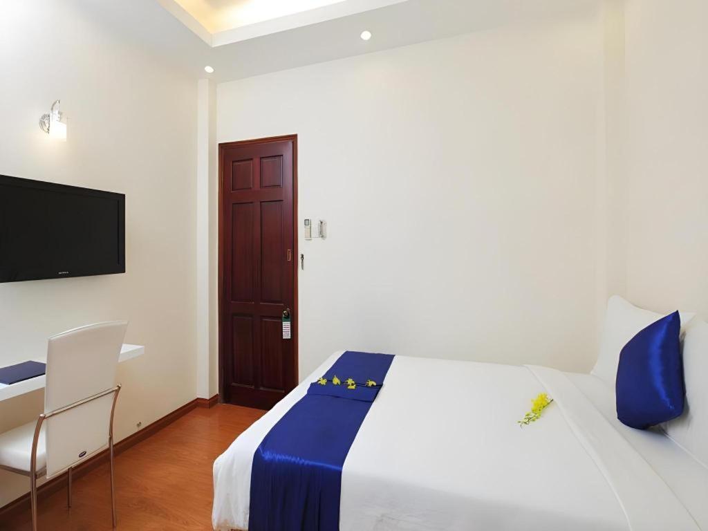 Hotel Blue River